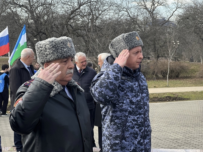 Представители Росгвардии почтили память воинов-интернационалистов в Кабардино-Балкарии
