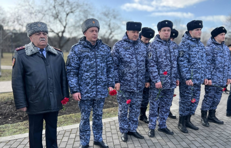 Представители Росгвардии почтили память воинов-интернационалистов в Кабардино-Балкарии