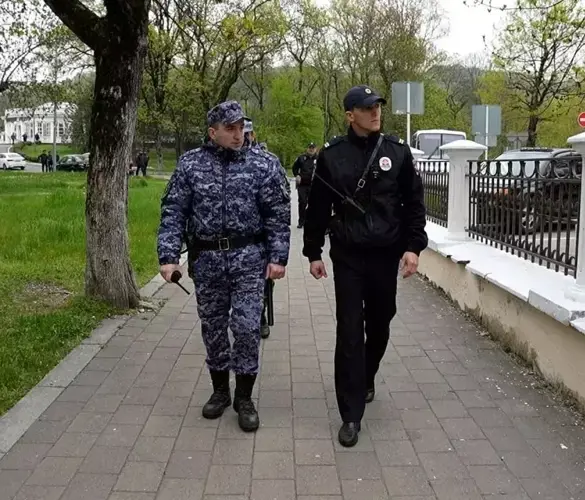 В Кабардино-Балкарии росгвардейцы обеспечили безопасность при проведении первомайских мероприятий